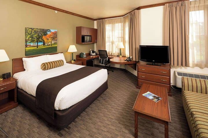 Room 10 of 57